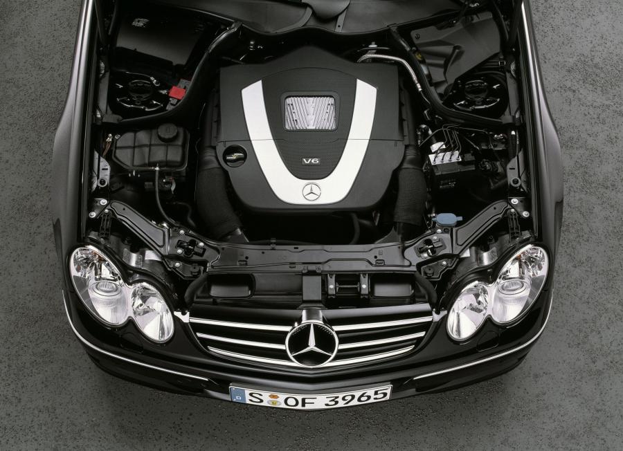  Mercedes-Benz CLK-Class 2006 года  (фото 9 из 33)
